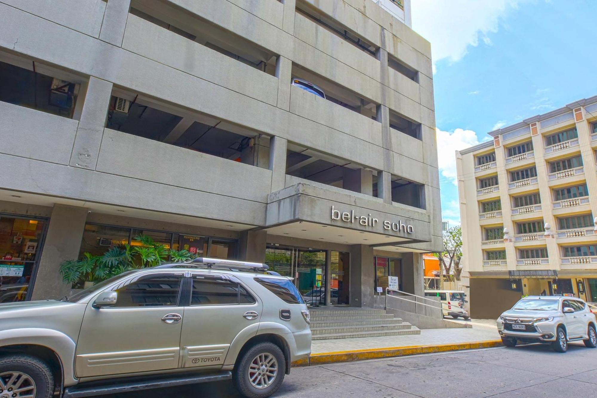 Oyo 769 Poblacion Suites Polaris Makati City Екстериор снимка